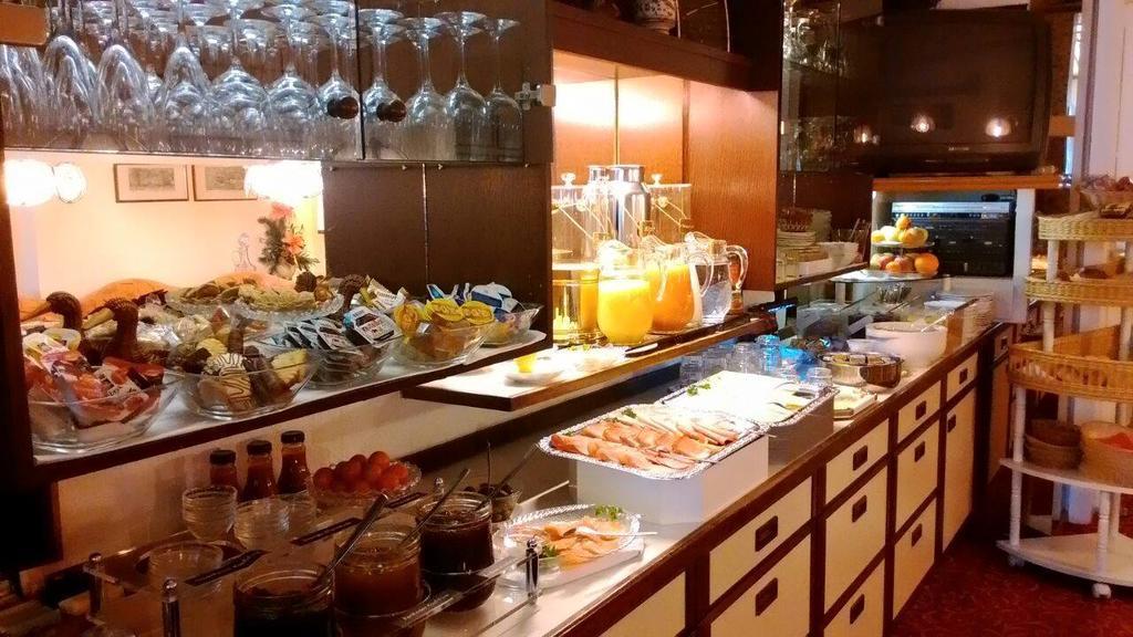 Hotel Luga Norymberga Zewnętrze zdjęcie