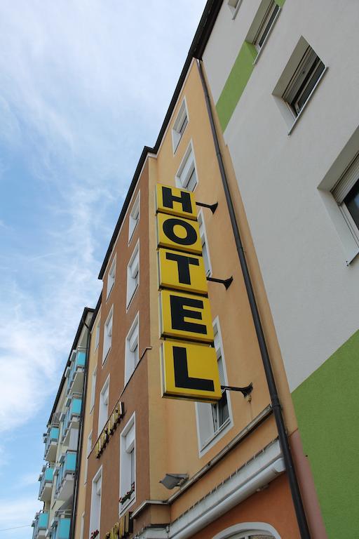Hotel Luga Norymberga Zewnętrze zdjęcie